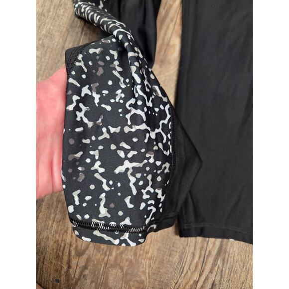 Under Armour UA Printed High Rise Compression Ankle Leggings 1377099 Black Large - Picture 2 of 5